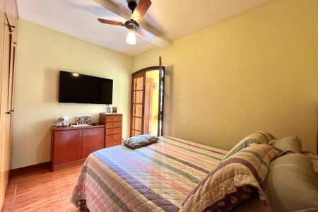 Casa à venda com 225m², 4 quartos e 3 vagasQuarto 3