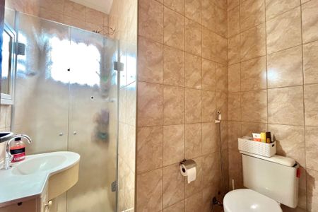 Casa à venda com 225m², 4 quartos e 3 vagasBanheiro Corredor