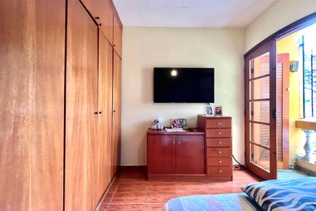 Casa à venda com 225m², 4 quartos e 3 vagasQuarto 3