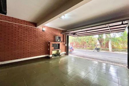 Casa à venda com 225m², 4 quartos e 3 vagasGaragem