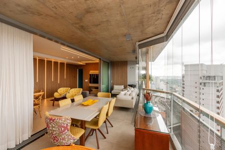 Varanda de apartamento para alugar com 3 quartos, 167m² em Jardim das Acacias, São Paulo