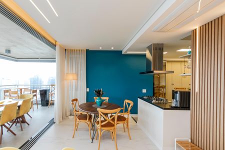 Apartamento para alugar com 167m², 3 quartos e 3 vagasSala