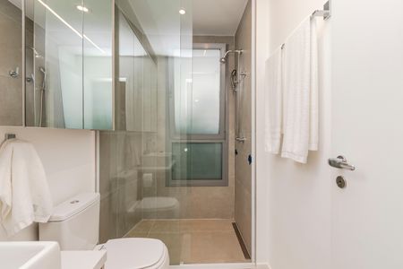 Apartamento para alugar com 167m², 3 quartos e 3 vagasBanheiro da Suíte 1