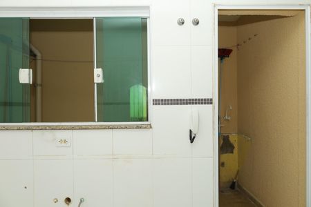 Casa de condomínio à venda com 54m², 2 quartos e 2 vagasCozinha