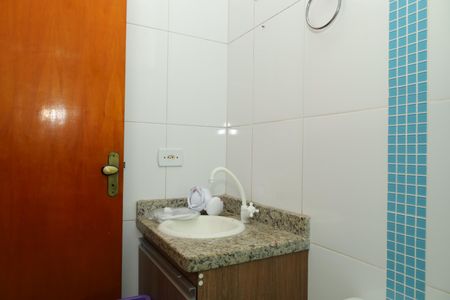 Casa de condomínio à venda com 54m², 2 quartos e 2 vagasBanheiro 1 - Suíte 1