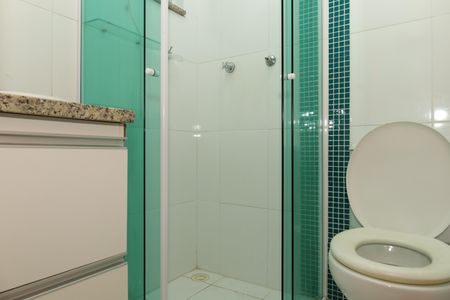 Casa de condomínio à venda com 54m², 2 quartos e 2 vagasBanheiro 2 - Suíte 2