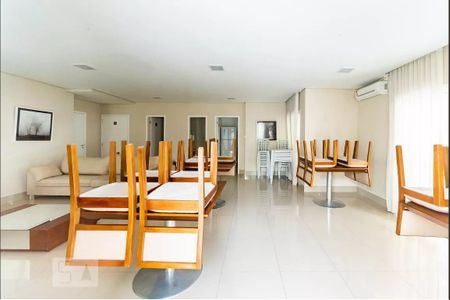 Apartamento à venda com 68m², 2 quartos e 1 vaga Apartamento à venda com 68m², 2 quartos e 1 vagaSalão de Festas