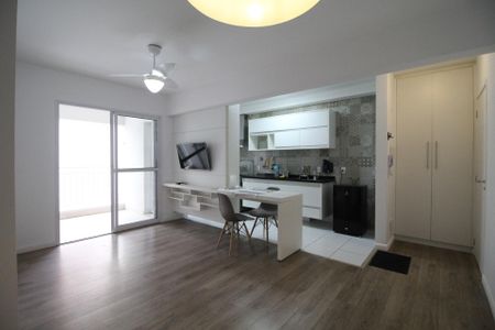 Apartamento à venda com 68m², 2 quartos e 1 vaga Apartamento à venda com 68m², 2 quartos e 1 vagaSala
