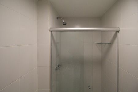 Apartamento à venda com 68m², 2 quartos e 1 vaga Apartamento à venda com 68m², 2 quartos e 1 vagaBanheiro