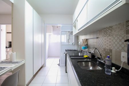 Apartamento à venda com 68m², 2 quartos e 1 vaga Apartamento à venda com 68m², 2 quartos e 1 vagaCozinha