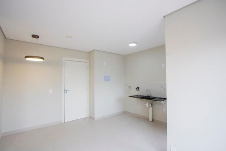 Sala de apartamento para alugar com 2 quartos, 45m² em Jardim, Santo André