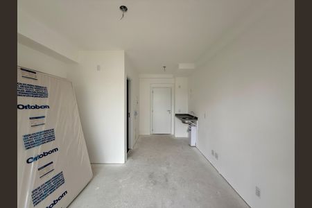 Quarto de kitnet/studio à venda com 0 quarto, 23m² em Santo Amaro, São Paulo