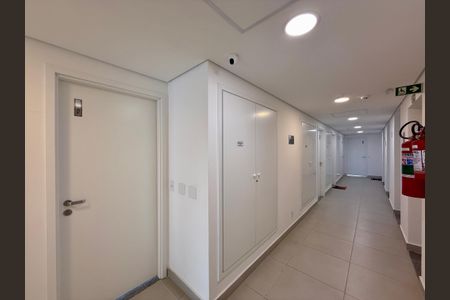 Studio à venda com 23m², 1 quarto e sem vaga Studio à venda com 23m², 1 quarto e sem vagaHall Apartamento