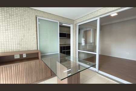 Apartamento para alugar com 72m², 1 quarto e 2 vagasVaranda