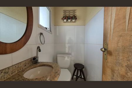 Apartamento à venda com 156m², 3 quartos e 2 vagas Apartamento à venda com 156m², 3 quartos e 2 vagasLavabo