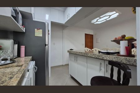 Apartamento à venda com 156m², 3 quartos e 2 vagas Apartamento à venda com 156m², 3 quartos e 2 vagasCozinha