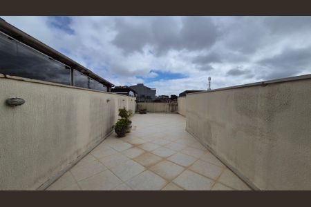 Apartamento à venda com 156m², 3 quartos e 2 vagas Apartamento à venda com 156m², 3 quartos e 2 vagasCobertura