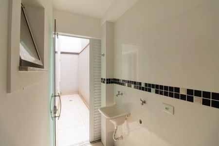 Casa de condomínio para alugar com 46m², 2 quartos e sem vagaÁrea de Serviço