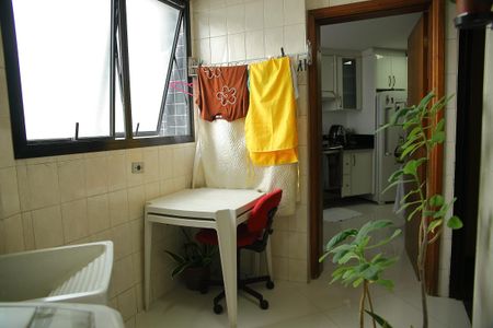 Apartamento para alugar com 123m², 3 quartos e 2 vagasÁrea de Serviço