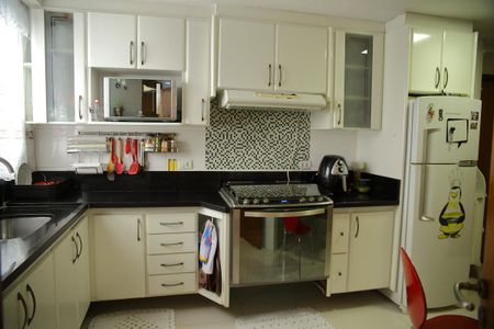 Apartamento para alugar com 123m², 3 quartos e 2 vagasCozinha 