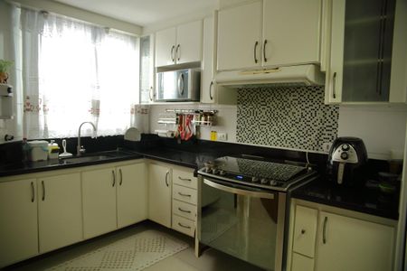 Apartamento para alugar com 123m², 3 quartos e 2 vagasCozinha 