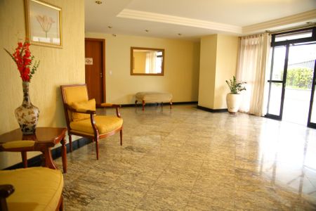 Apartamento para alugar com 123m², 3 quartos e 2 vagasÁrea comum -Hall de entrada  