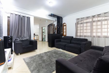 Casa para alugar com 180m², 3 quartos e 2 vagasSala 1