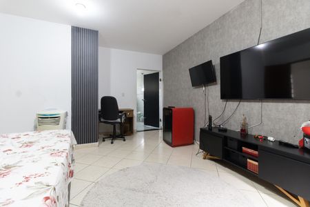 Casa para alugar com 180m², 3 quartos e 2 vagasSuíte