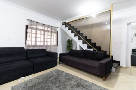 Sala 1 de casa para alugar com 3 quartos, 180m² em Jardim Maria Estela, São Paulo
