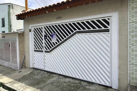 Casa à venda com 135m², 2 quartos e 2 vagasFachada 