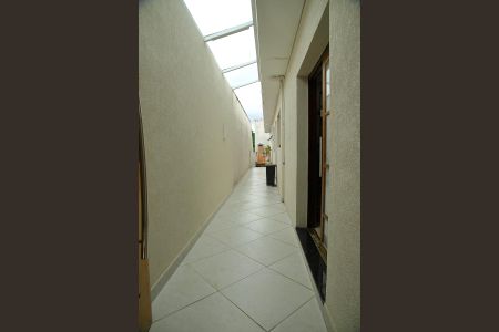 Casa à venda com 135m², 2 quartos e 2 vagasQuintal Lateral 