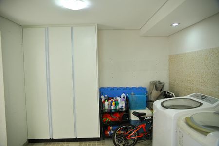 Casa à venda com 135m², 2 quartos e 2 vagasÁrea de Serviço