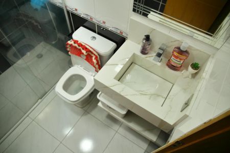 Casa à venda com 135m², 2 quartos e 2 vagasBanheiro Social 