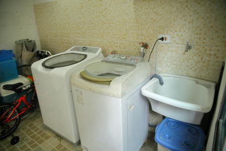 Casa à venda com 135m², 2 quartos e 2 vagasÁrea de Serviço