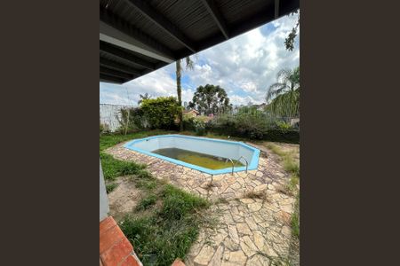 Casa à venda com 354m², 4 quartos e 2 vagas