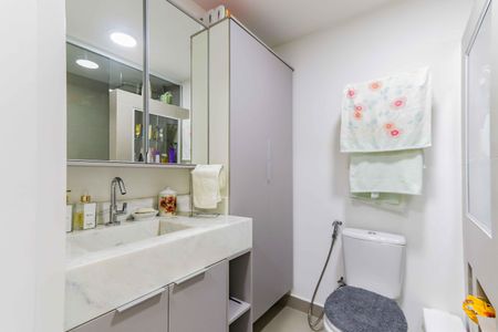 Banheiro de kitnet/studio à venda com 1 quarto, 30m² em Butantã, São Paulo