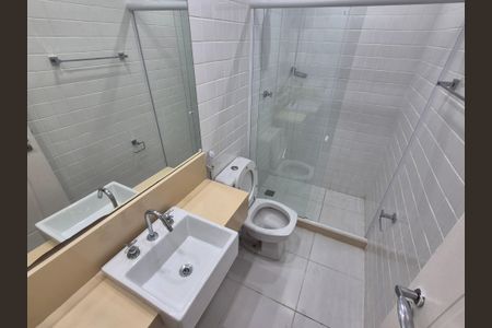 Casa de condomínio para alugar com 370m², 4 quartos e 2 vagas