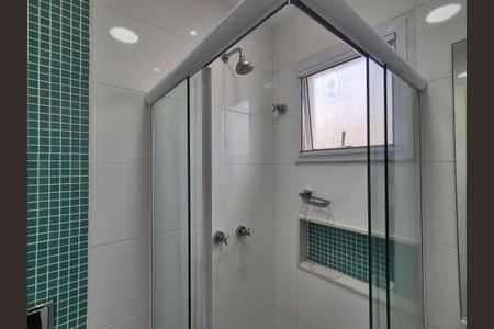 Casa de condomínio para alugar com 370m², 4 quartos e 2 vagas