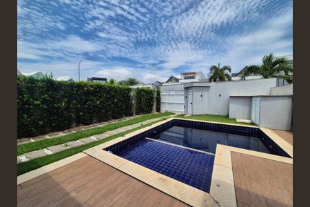 Casa de condomínio para alugar com 370m², 4 quartos e 2 vagas