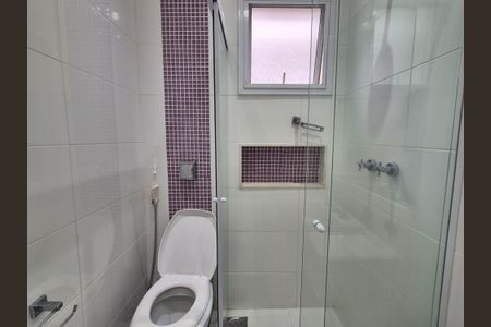 Casa de condomínio para alugar com 370m², 4 quartos e 2 vagas