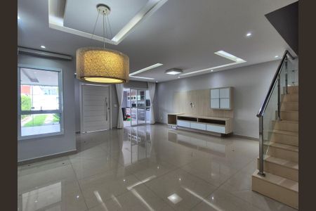 Casa de condomínio para alugar com 370m², 4 quartos e 2 vagas