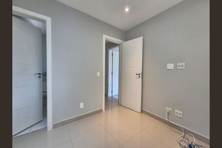 Casa de condomínio para alugar com 370m², 4 quartos e 2 vagas