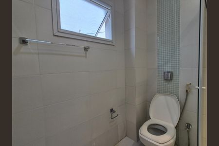 Casa de condomínio para alugar com 370m², 4 quartos e 2 vagas