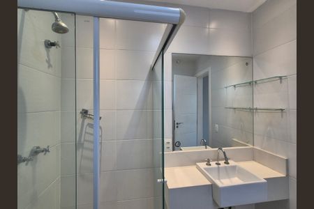 Casa de condomínio para alugar com 370m², 4 quartos e 2 vagas