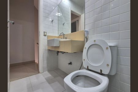 Casa de condomínio para alugar com 370m², 4 quartos e 2 vagas