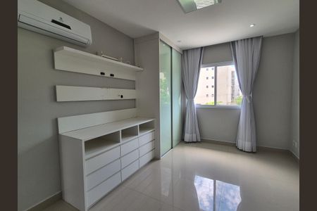 Casa de condomínio para alugar com 370m², 4 quartos e 2 vagas