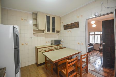 Casa à venda com 113m², 2 quartos e 2 vagas Casa à venda com 113m², 2 quartos e 2 vagasCozinha