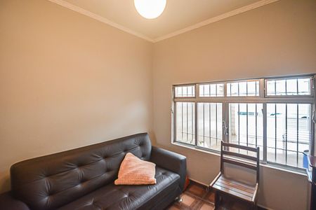 Casa à venda com 113m², 2 quartos e 2 vagas Casa à venda com 113m², 2 quartos e 2 vagasSala