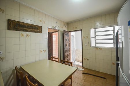 Casa à venda com 113m², 2 quartos e 2 vagas Casa à venda com 113m², 2 quartos e 2 vagasCozinha