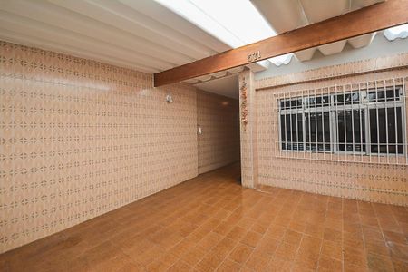 Casa à venda com 113m², 2 quartos e 2 vagas Casa à venda com 113m², 2 quartos e 2 vagasGaragem